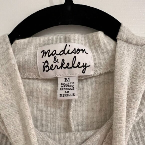 Madison & Berkeley Mock Neck Soft Knit Ribbed Mini Dress Size Medium - Picture 4 of 4